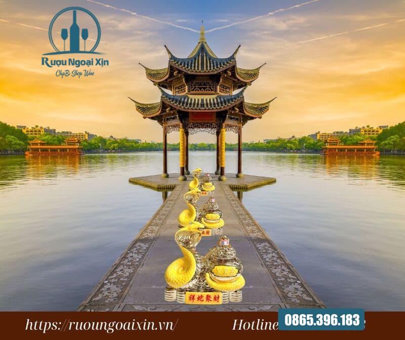 Tại Sao Rượu Hình Con Rắn Nội Địa Trung Lại Được Ưa Chuộng Trong Năm 2025? 2 Rượu Hình Con Rắn Nội Địa Trung 2025