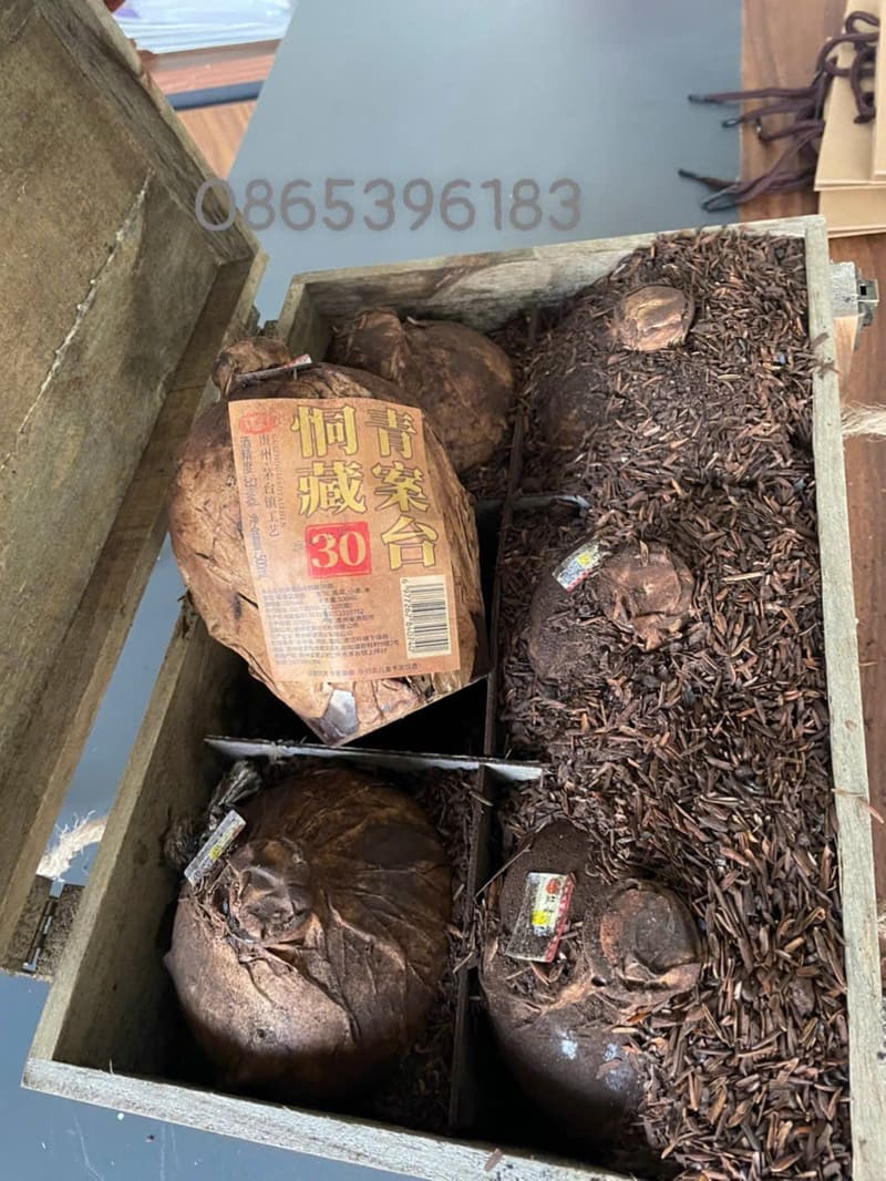 Rượu Mao Đài Hạ Thổ 30 Năm Chính Hãng 13 Rượu Mao Đài Hạ Thổ 30 Năm Chính Hãng