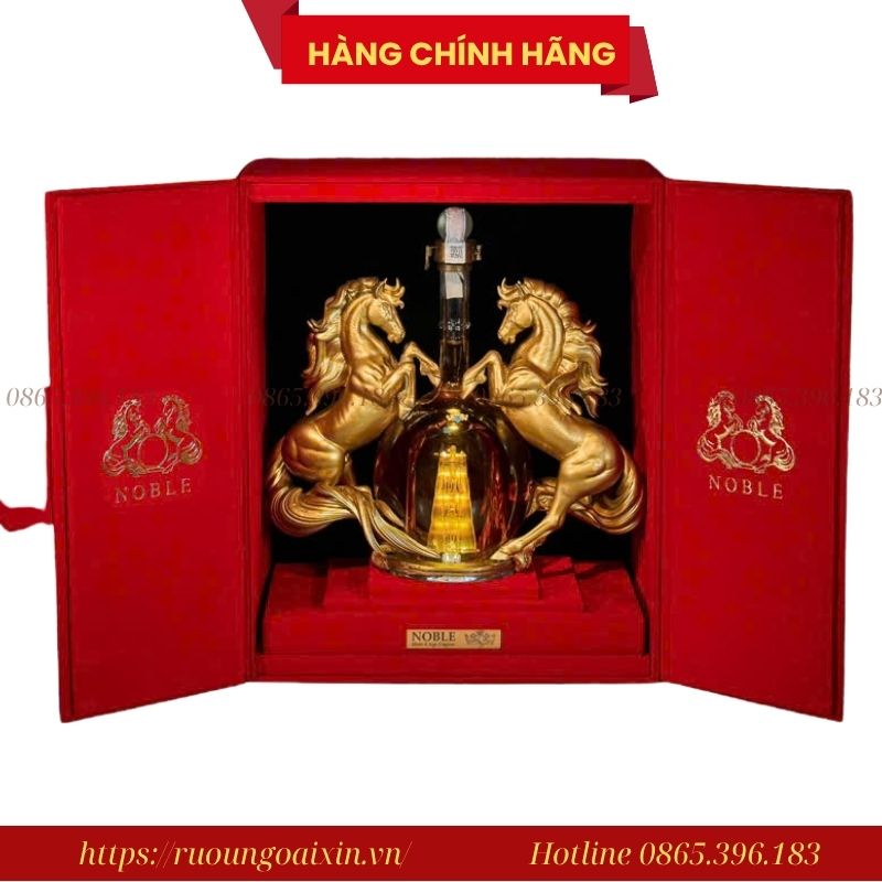Rượu Hình Con Ngựa Nhập Khẩu Nguyên Chai 2026 3 NOBLE Cognac Hors d’Age – Phiên bản Song Mã Ôm Châu