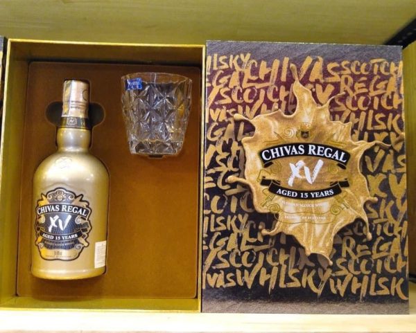 Rượu Chivas 15 - Hộp Quà 4 Rượu Chivas 15 - Hộp Quà